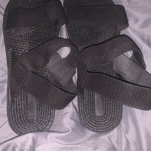 Black Women's Sandals